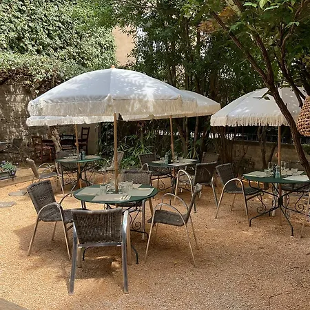 Bed & Breakfast De Charme Mamie Angele 3*