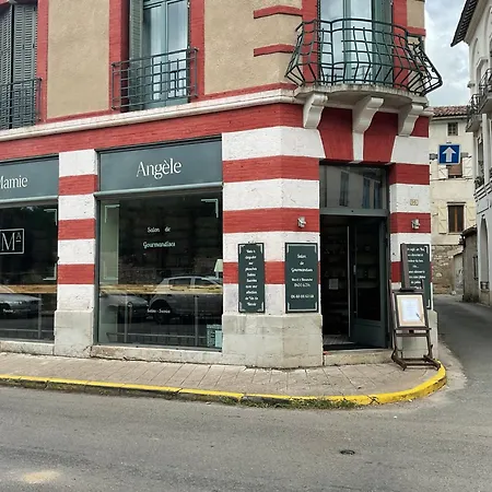 Bed & Breakfast De Charme Mamie Angele 3*